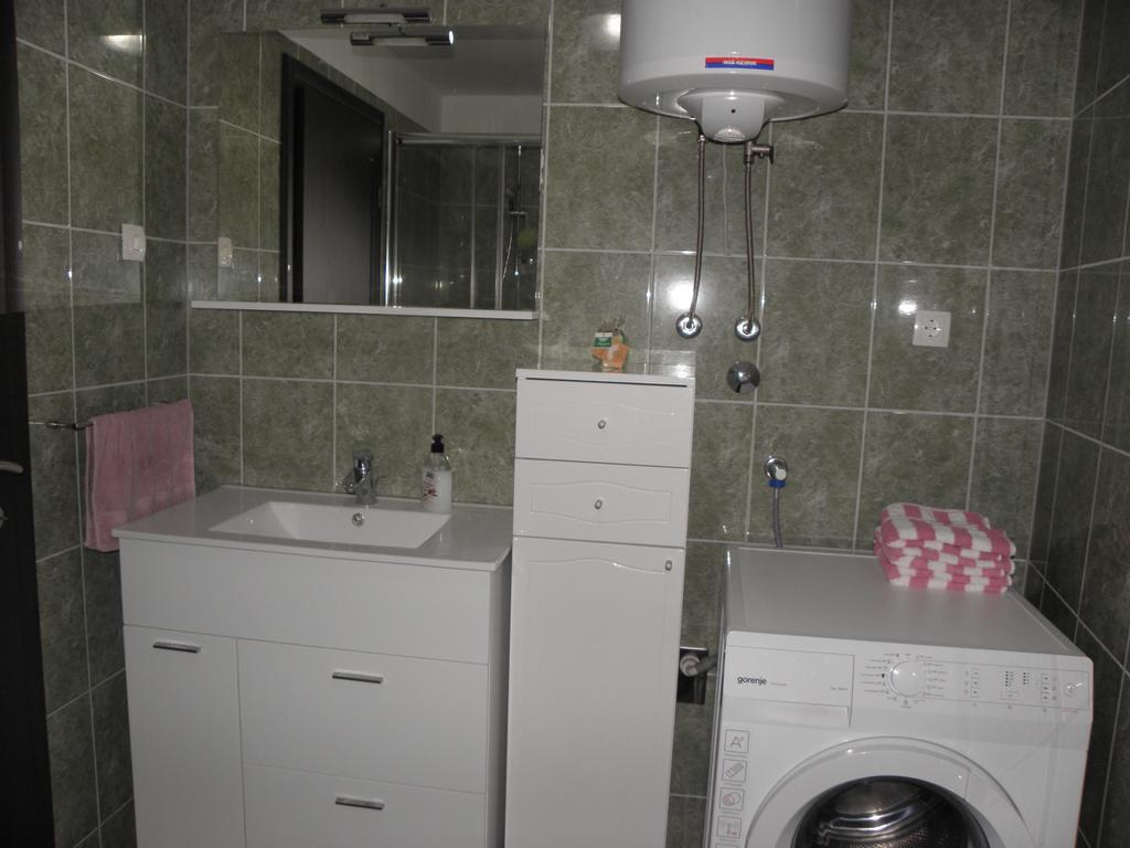 Apartment Jartic Betina  Bilik gambar