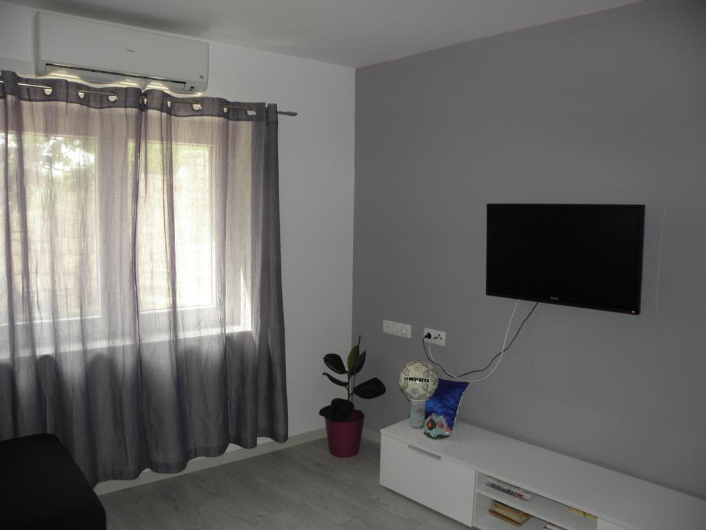 Apartment Jartic Betina  Bilik gambar
